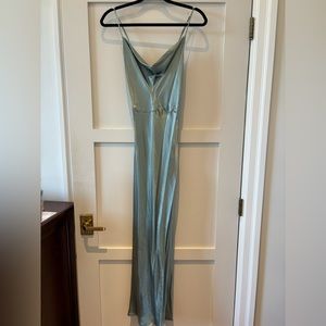 Park & Fifth Small Waldorf Dress in Sage